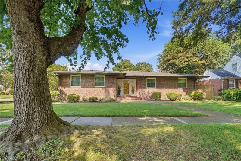 Photo 3 of 49 residential for sale in Norfolk virginia Photo 3 of 49 residential for sale in Norfolk virginia