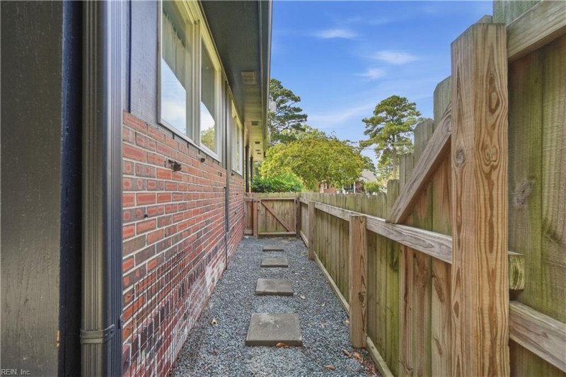 Photo 44 of 49 residential for sale in Norfolk virginia Photo 44 of 49 residential for sale in Norfolk virginia