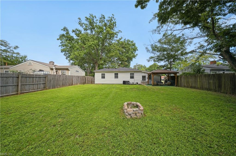 Photo 31 of 44 residential for sale in Norfolk virginia Photo 31 of 44 residential for sale in Norfolk virginia