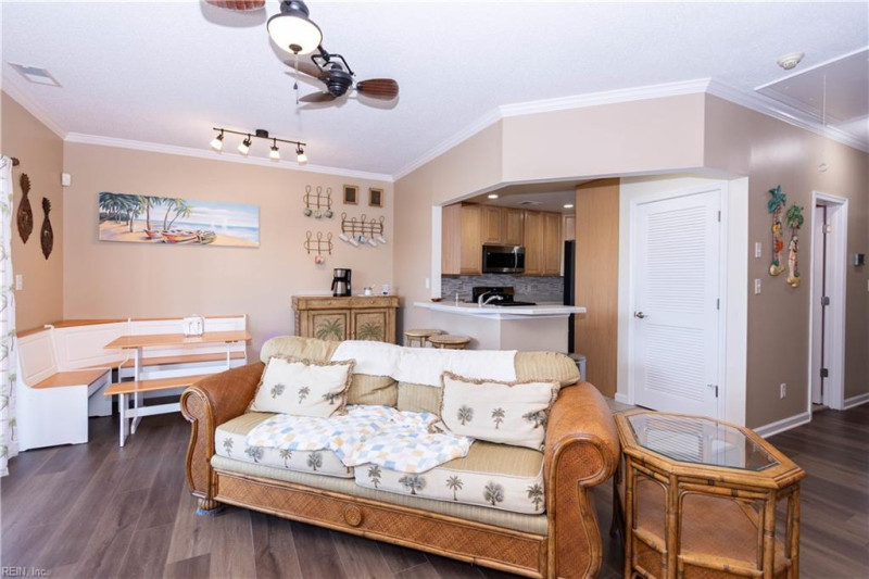 Photo 11 of 22 residential for sale in Hampton virginia