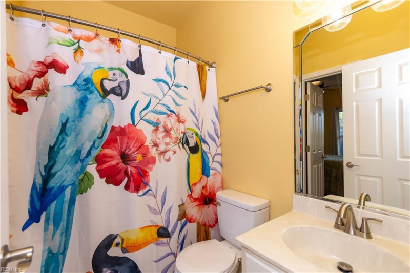 Photo 3 of 22 residential for sale in Hampton virginia
