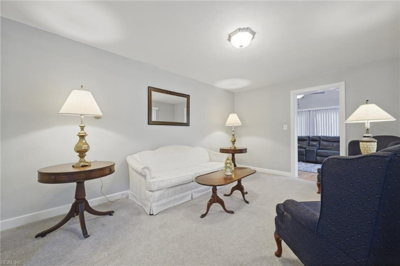 Photo 11 of 25 residential for sale in Suffolk virginia
