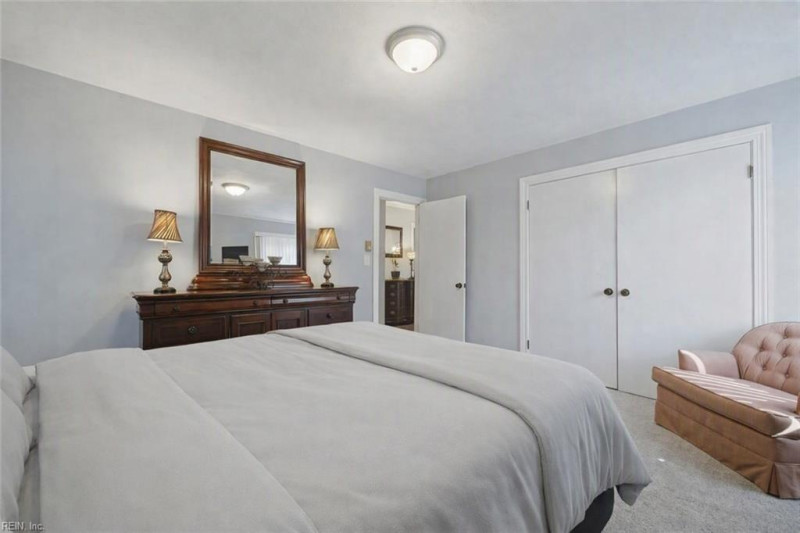 Photo 13 of 25 residential for sale in Suffolk virginia