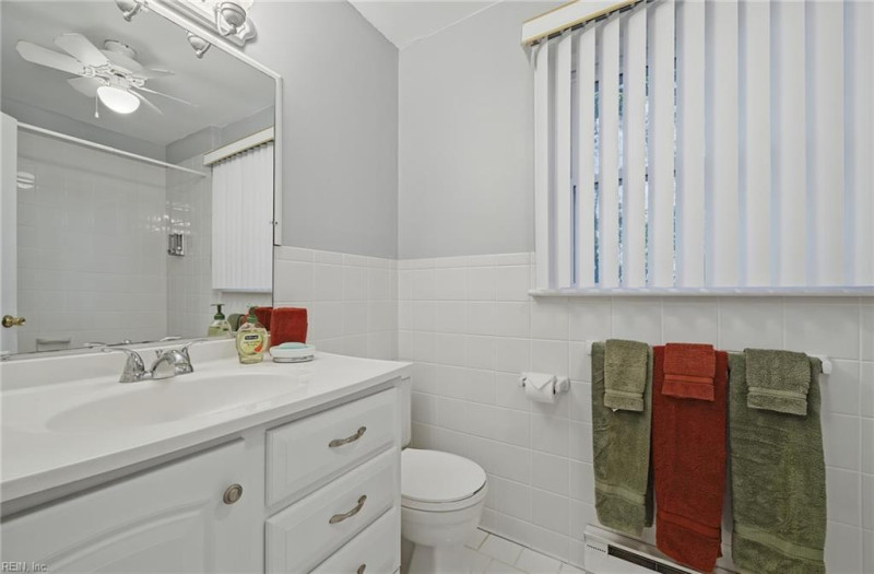 Photo 21 of 25 residential for sale in Suffolk virginia