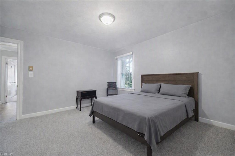 Photo 7 of 25 residential for sale in Suffolk virginia
