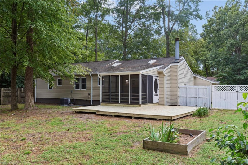 Photo 41 of 46 residential for sale in York County virginia