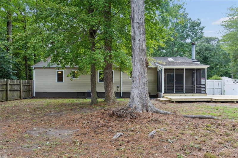 Photo 42 of 46 residential for sale in York County virginia