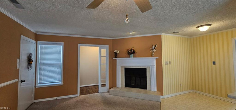Photo 13 of 34 residential for sale in Chesapeake virginia Photo 13 of 34 residential for sale in Chesapeake virginia