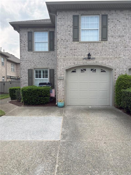 Photo 2 of 34 residential for sale in Virginia Beach virginia