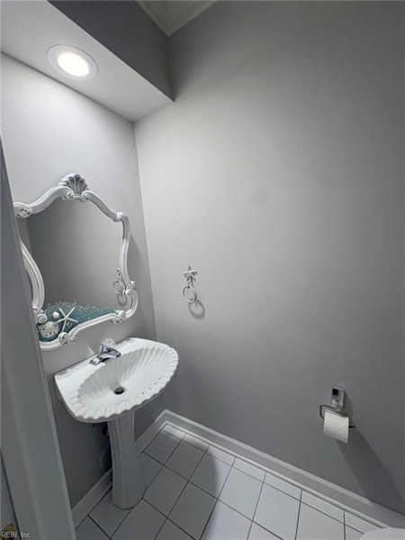 Photo 25 of 34 residential for sale in Virginia Beach virginia