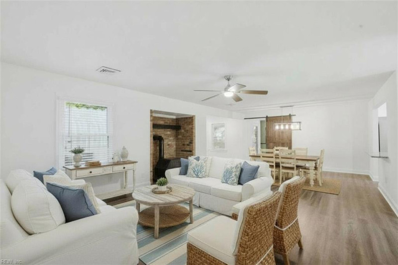 Photo 10 of 50 residential for sale in Chesapeake virginia