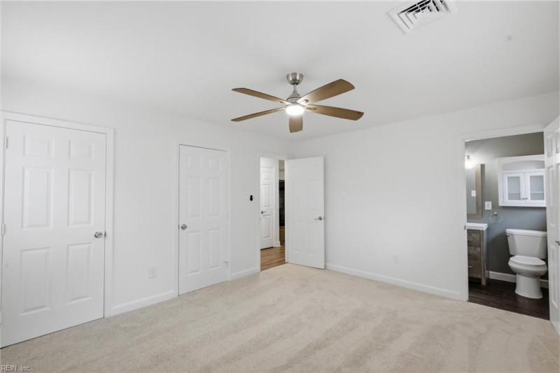 Photo 24 of 50 residential for sale in Chesapeake virginia