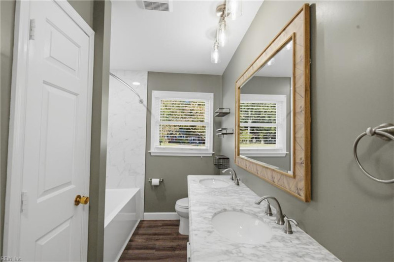 Photo 25 of 50 residential for sale in Chesapeake virginia