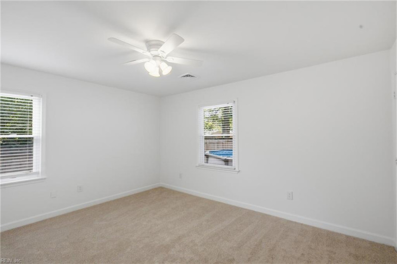 Photo 26 of 50 residential for sale in Chesapeake virginia
