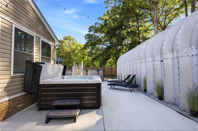 Photo 36 of 50 residential for sale in Chesapeake virginia