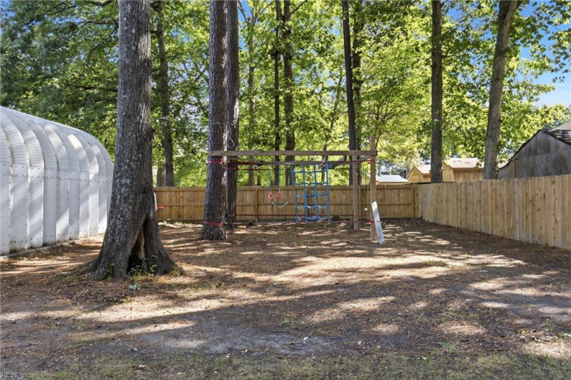 Photo 41 of 50 residential for sale in Chesapeake virginia