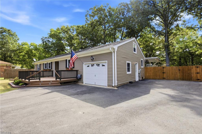 Photo 44 of 50 residential for sale in Chesapeake virginia