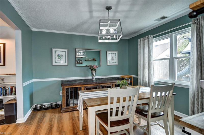 Photo 10 of 49 residential for sale in Virginia Beach virginia