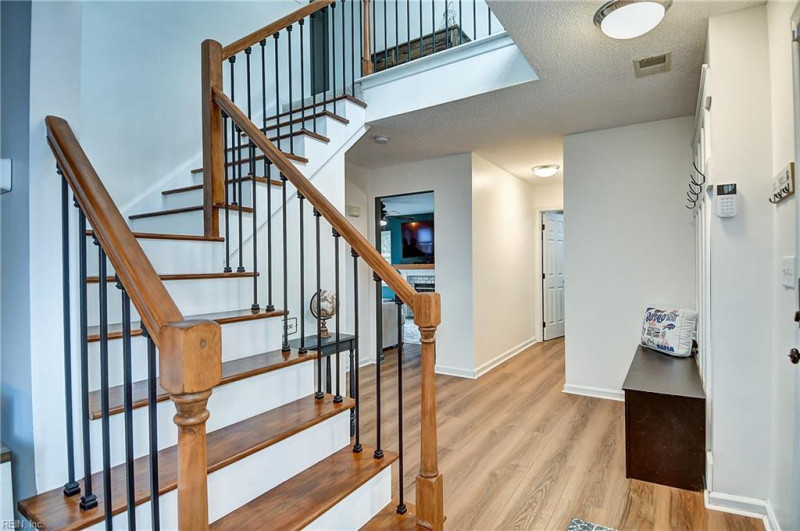 Photo 24 of 49 residential for sale in Virginia Beach virginia