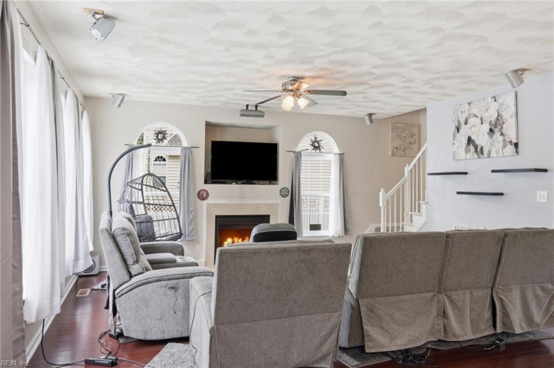 Photo 12 of 49 residential for sale in Suffolk virginia