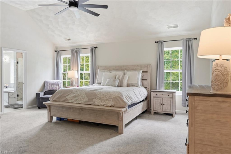 Photo 27 of 49 residential for sale in Suffolk virginia