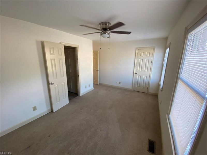 Photo 23 of 29 residential for sale in Chesapeake virginia