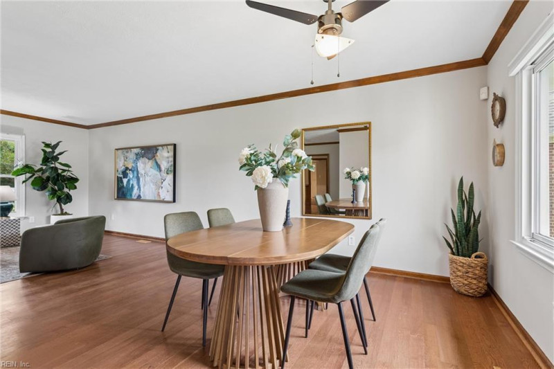 Photo 14 of 50 residential for sale in Hampton virginia