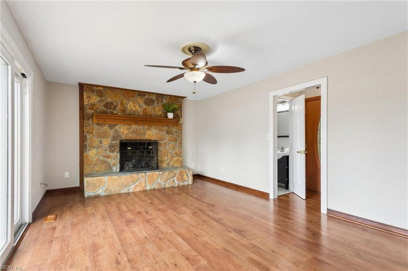 Photo 23 of 50 residential for sale in Hampton virginia