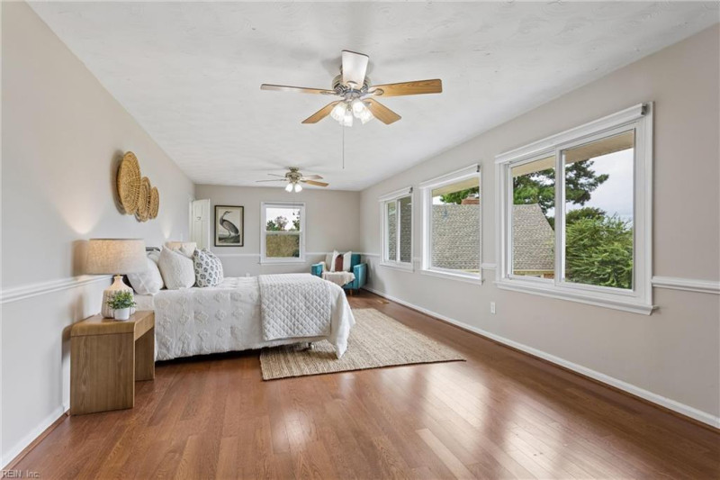 Photo 27 of 50 residential for sale in Hampton virginia