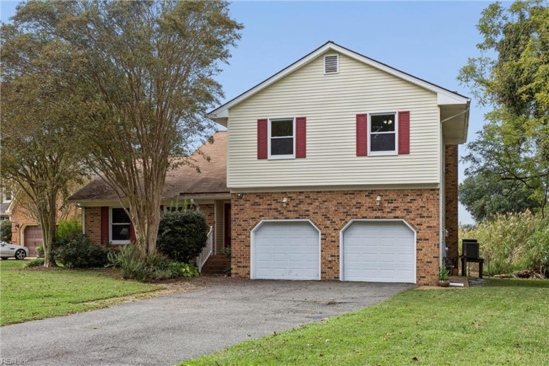 Photo 3 of 50 residential for sale in Hampton virginia