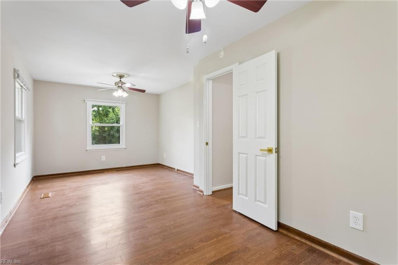 Photo 40 of 50 residential for sale in Hampton virginia