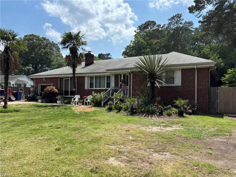 Photo 2 of 14 residential for sale in Chesapeake virginia Photo 2 of 14 residential for sale in Chesapeake virginia