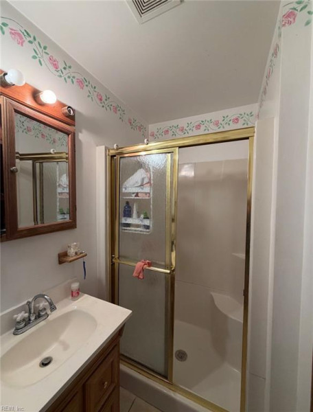 Photo 9 of 14 residential for sale in Chesapeake virginia Photo 9 of 14 residential for sale in Chesapeake virginia