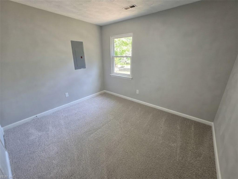 Photo 16 of 23 residential for sale in Hampton virginia