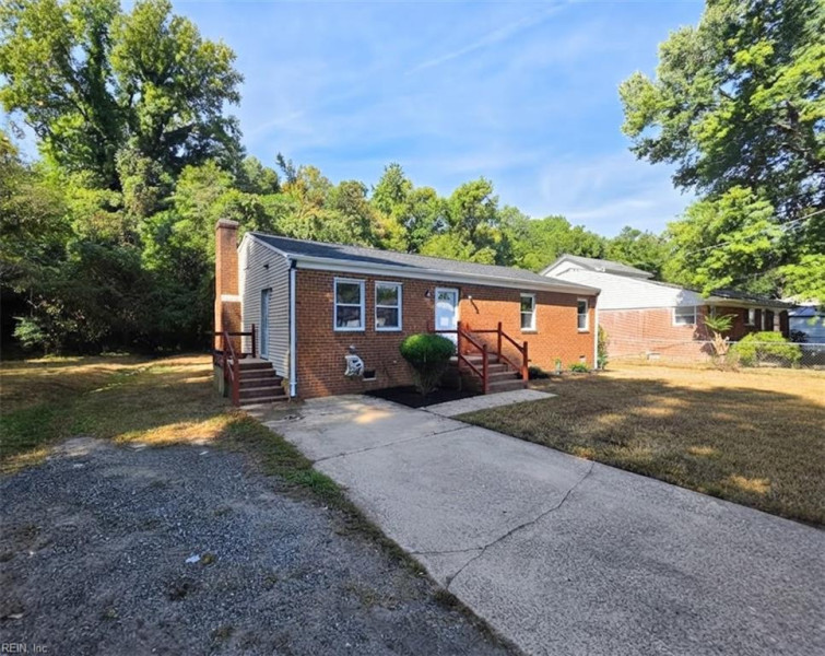 Photo 20 of 23 residential for sale in Hampton virginia