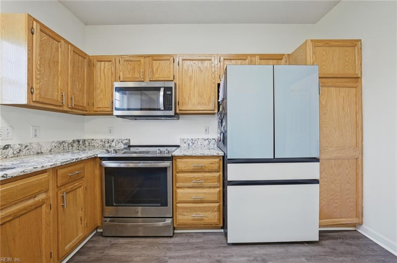 Photo 12 of 49 residential for sale in Suffolk virginia