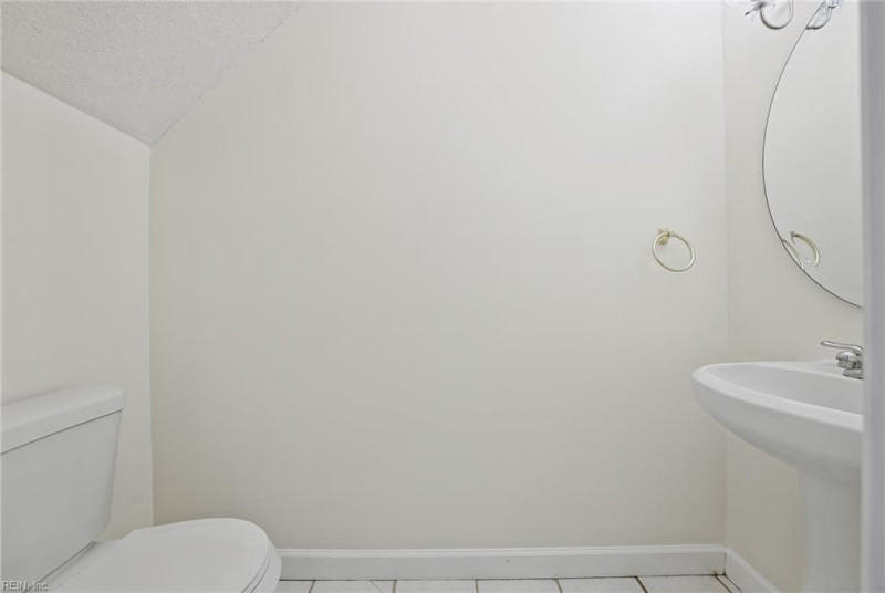 Photo 23 of 49 residential for sale in Suffolk virginia