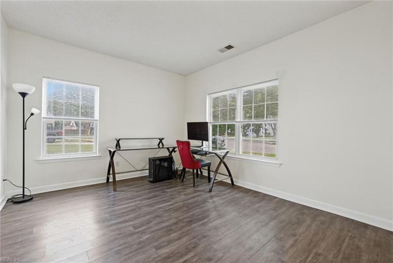 Photo 6 of 49 residential for sale in Suffolk virginia