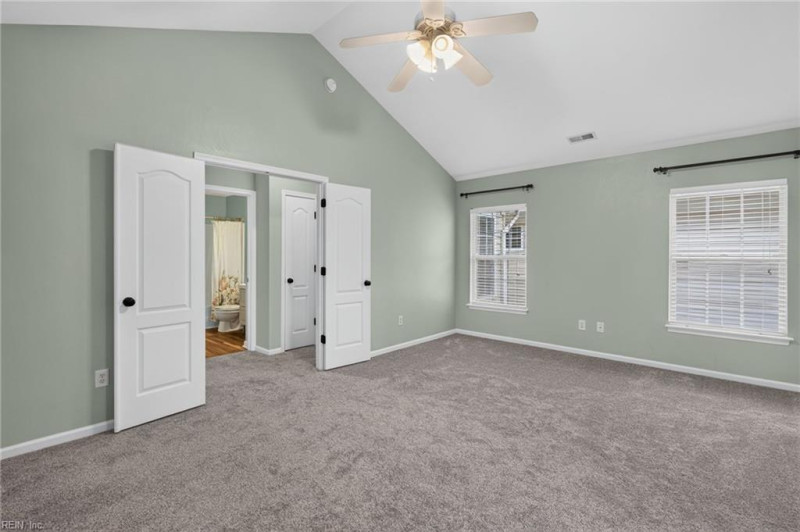 Photo 15 of 31 residential for sale in Virginia Beach virginia