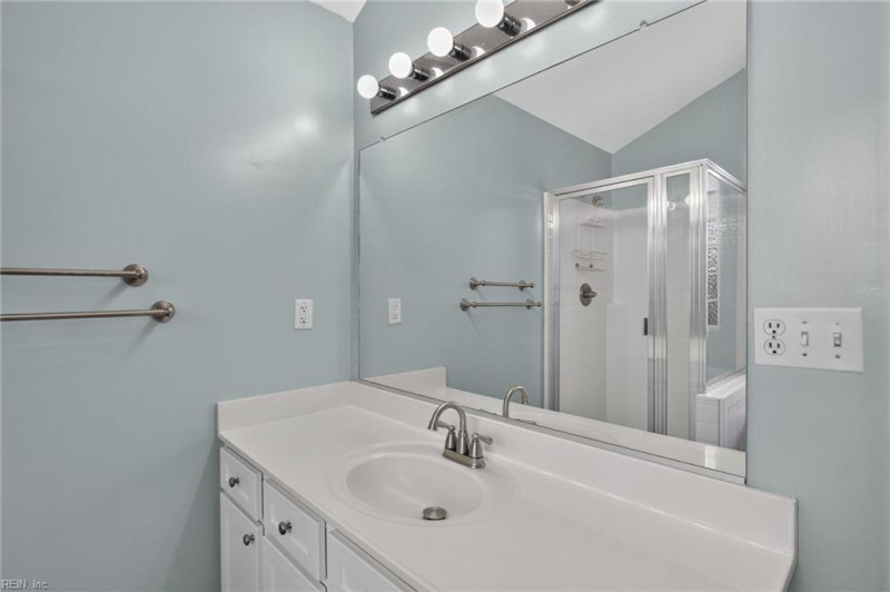 Photo 18 of 31 residential for sale in Virginia Beach virginia