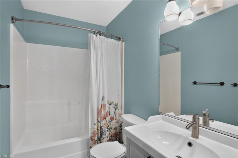 Photo 25 of 31 residential for sale in Virginia Beach virginia