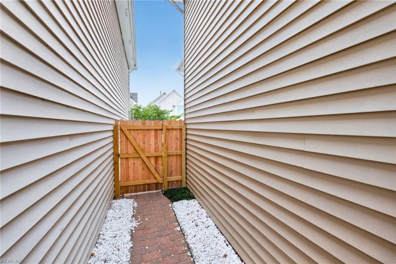Photo 30 of 31 residential for sale in Virginia Beach virginia