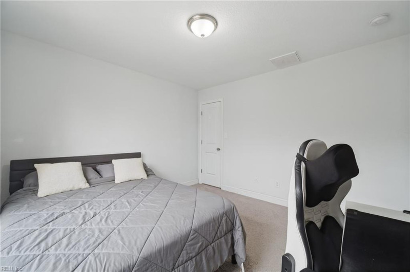 Photo 20 of 31 residential for sale in Hampton virginia