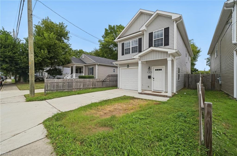 Photo 3 of 31 residential for sale in Hampton virginia