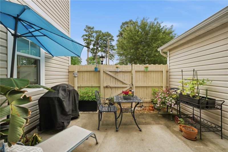 Photo 35 of 50 residential for sale in Chesapeake virginia Photo 35 of 50 residential for sale in Chesapeake virginia