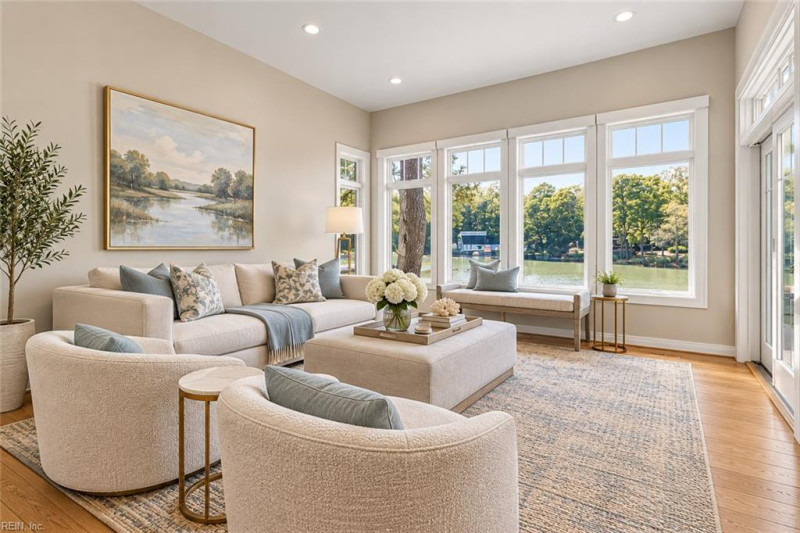 Photo 11 of 49 residential for sale in Virginia Beach virginia