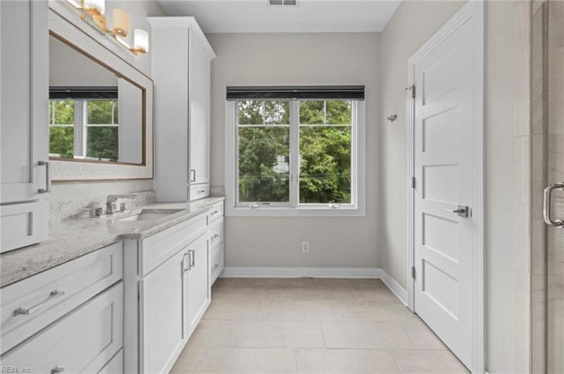 Photo 18 of 49 residential for sale in Virginia Beach virginia