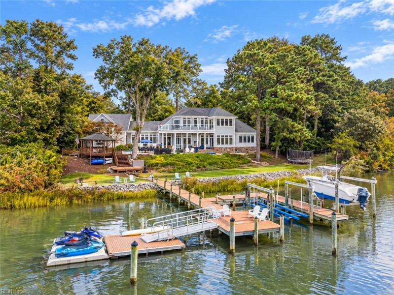 Photo 2 of 49 residential for sale in Virginia Beach virginia