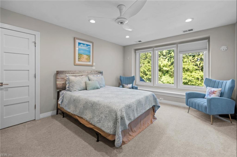 Photo 27 of 49 residential for sale in Virginia Beach virginia