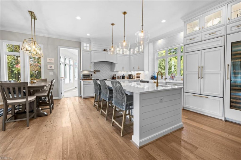 Photo 7 of 49 residential for sale in Virginia Beach virginia